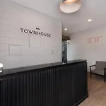 Townhouse Function Inn Near Chaudhary Charan Singh International Airport