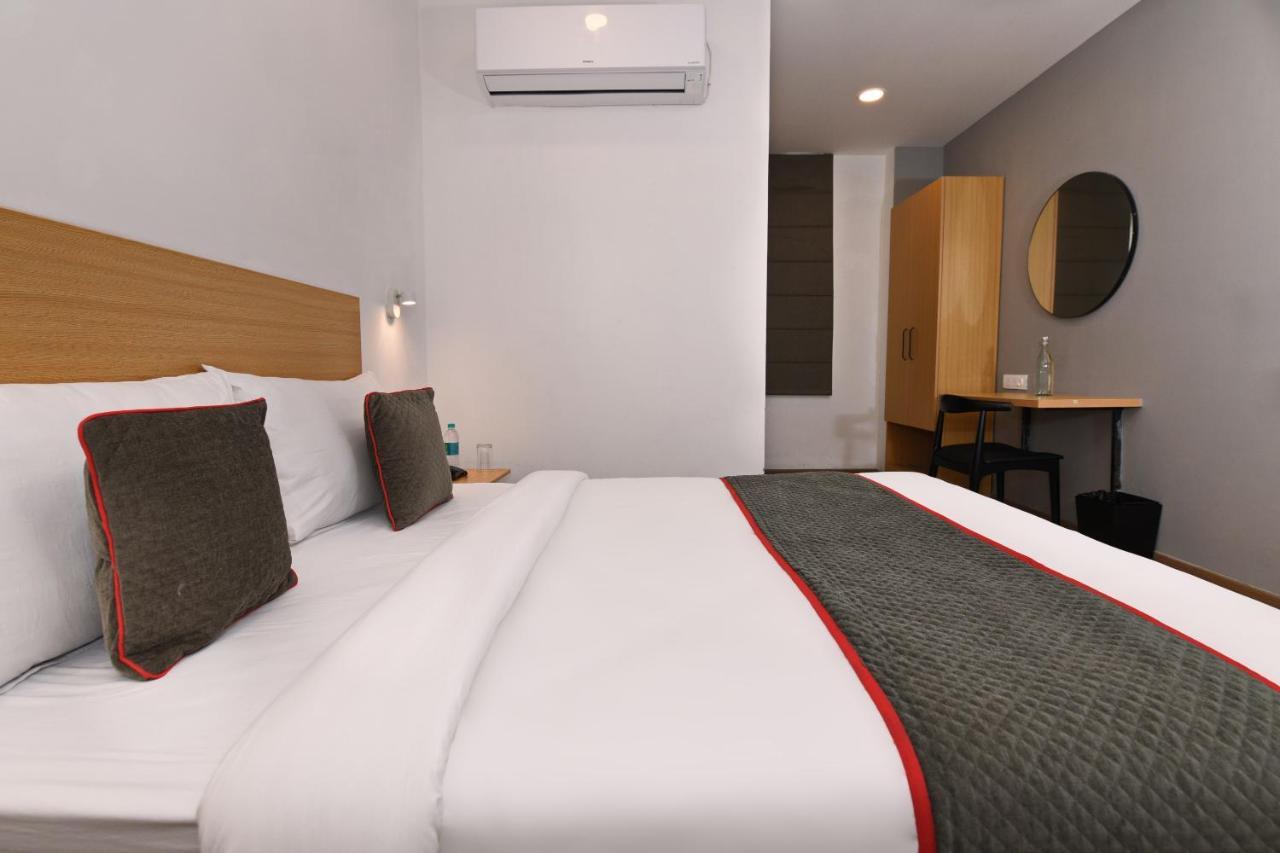 Townhouse Function Near Chaudhary Charan Singh International Airport